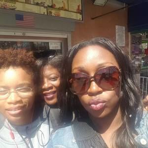 Meet your Posher, Kierra